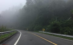 Oceania Expressway Poeject Light Poles and Guardrails